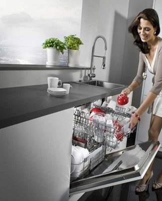 Experts recommend connecting dishwashers to cold water supply