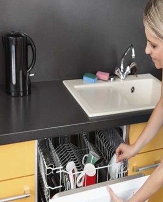 Before deciding on the choice of dishwashing equipment, you need to decide on the company of the manufacturer.