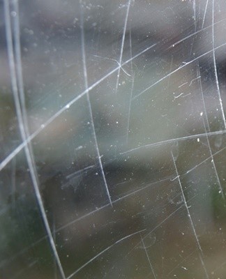 TOP 10 methods to remove scratches from glass at home