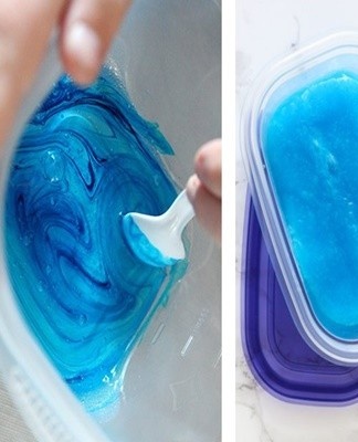 If the mixture has not thickened and is slightly liquid, add more flour to it.