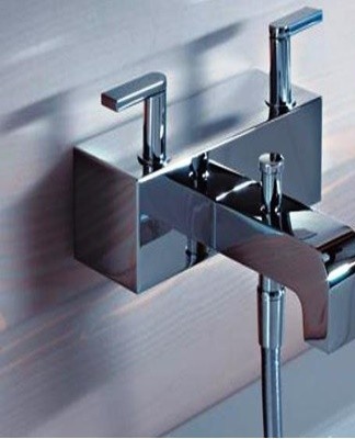 In terms of technical characteristics, a rectangular gander is similar to a straight one.