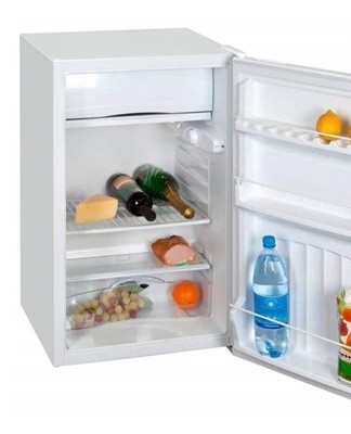 Compressor models freeze water on the surface of the evaporator without the aid of additional refrigerant.