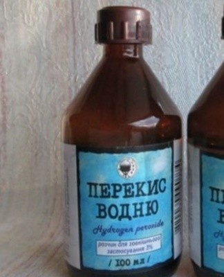 Medicinal antiseptic with a concentration of 3% is effective against mold