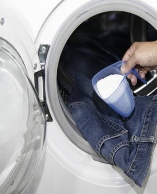 Is it possible to wash things with powder for machine hand washing, the rules and the differences between the means