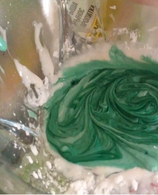 A few drops of boron are enough to make the mixture thick and gooey.