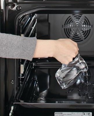 Many modern soft drinks contain phosphoric acid.