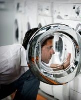 Reasons and what to do if the washing machine sucks water into the tank and immediately empties
