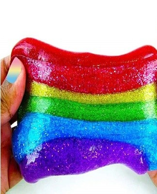 Play with the colored mass as usual: pull, click, blow bubbles.