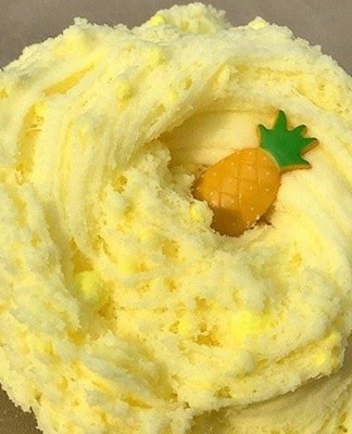 In most cases, the use of children's toys is limited by shelf life, snow mud is no exception.