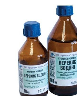 This method will help you remove unpleasant odors from shoes and kill fungal bacteria.