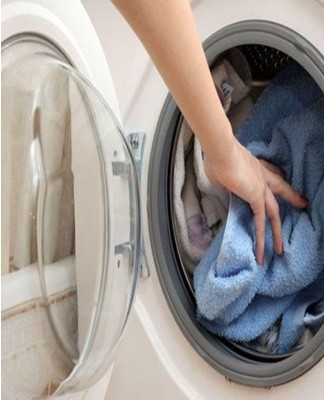 Bearing wear is evidenced not only by the tapping, but also by the squealing sound that occurs when unwinding the drum.