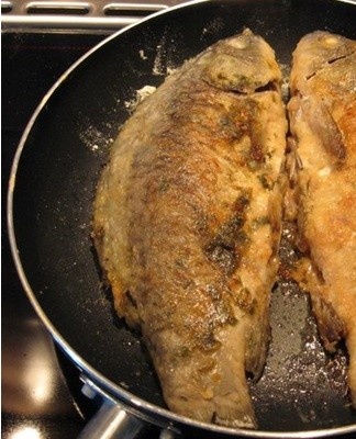 This method can be applied effectively directly during and after frying fish.