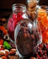 How and where to properly store dried fruits at home, timing