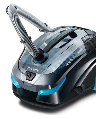 The main feature of the Thomas DryBox is the presence of a dust collector, divided into several sections.