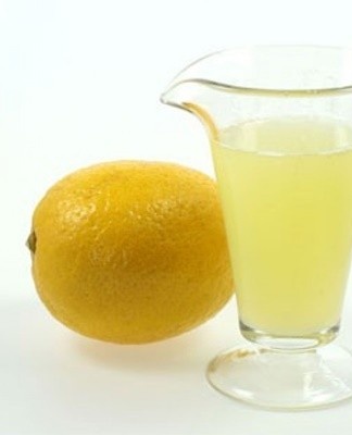 By mixing a tablespoon of oil and 2 - lemon juice, you can get a cleaner for wooden surfaces from dirt.