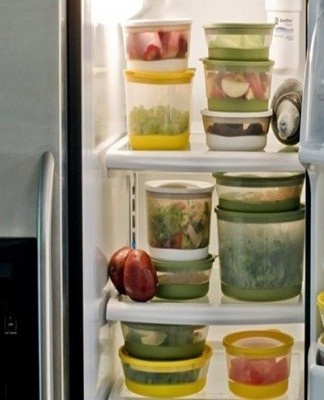 The spoiled dish should be poured into the toilet, after removing all large lumps and bones from the pan.