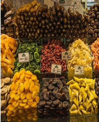 The most difficult thing is to create the storage conditions for these fruits which remain quite juicy even after drying.