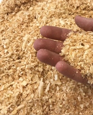 Other loose materials - peat, shavings or sawdust - can replace the sand.