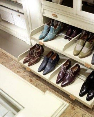 The best way to store shoes you don't need right now is to buy a shoe cabinet.