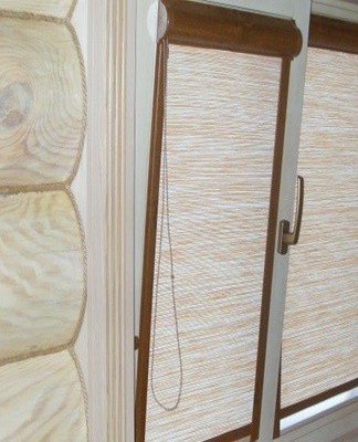 The roller blinds are made of a special durable fabric.