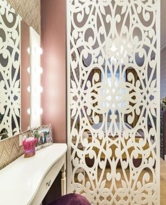 Types of partitions for zoning space in a room and examples of decorative solutions