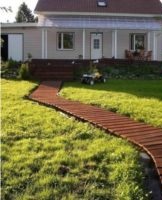 How to make wooden paths in the country with your own hands