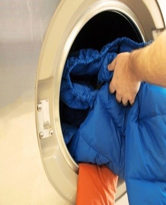 It is recommended to wash the product at a temperature of 30 degrees.