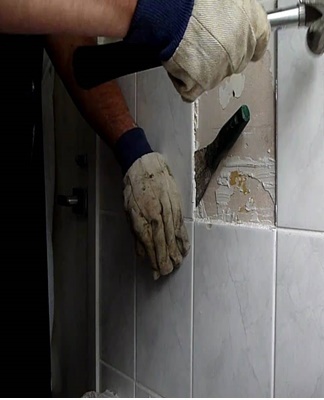 When the boards are removed, the surface is cleaned of the remnants of glue or cement.