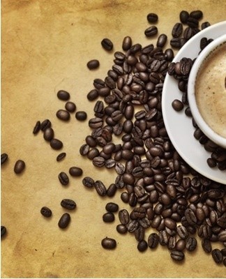 Natural coffee will help remove the smell of kerosene from clothes.
