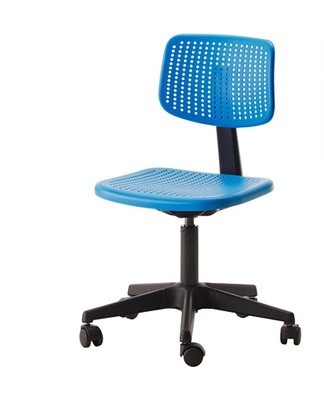 A computer chair is a more comfortable option, but it still doesn't meet all of a child's needs.