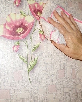  First of all, it is better to start applying the canvas to the wall from the window, in which case most of the seams will be invisible.