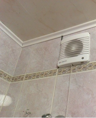 This parameter directly affects the amount of electricity consumed by the device.