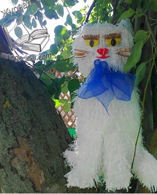 Crafting plastic bottles is creative work that doesn't have clear instructions.