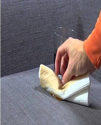 TOP 15 methods and ways to quickly remove the smell of beer from the sofa