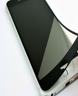 The usual instructions for gluing the glass to the phone are not suitable in this case.