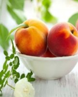 How best to store peaches at home, principles and rules