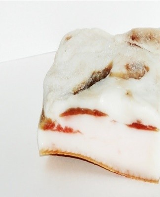 Shelf life depends on the choice of salting method. V