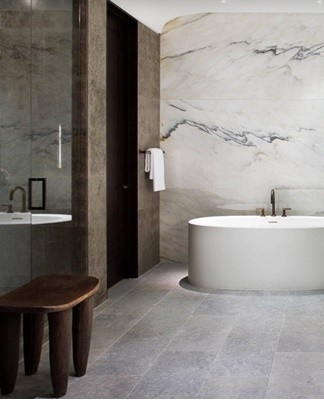 To create a harmonious interior in the bathroom, when choosing a finish, you need to focus on the overall design of the room.