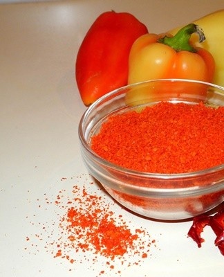 Dried fruits are used to make paprika.
