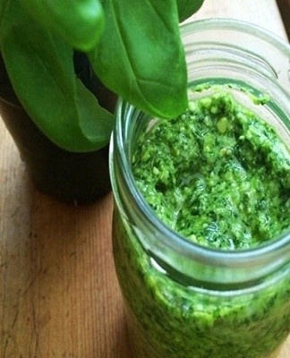 Basil retains its aroma and properties.
