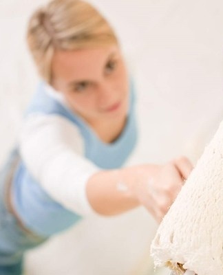 The drying time of the primer depends on the consistency and the ambient temperature.