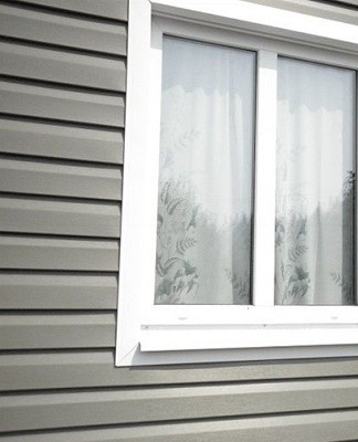 For exterior decoration of windows, experts advise using aluminum products.
