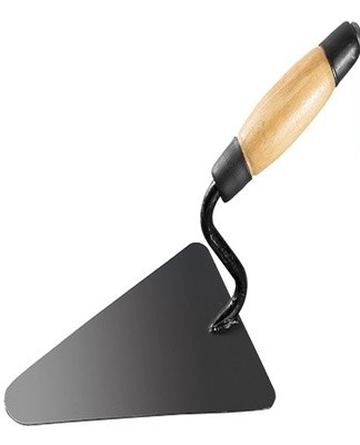 This accessory is necessary to pour the mortar.