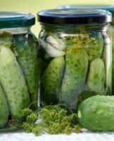How and at what temperature to store pickles in an apartment, when