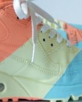 How to paint sneakers at home, color varieties and compositions