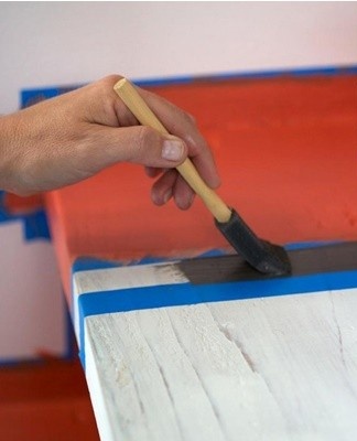 Why is it better to paint a pine staircase in a house, rules and step-by-step instructions