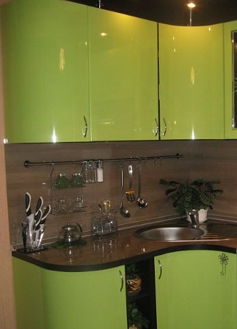 green kitchen
