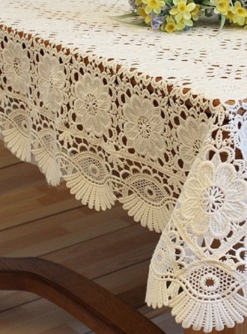 Openwork napkins and tablecloths