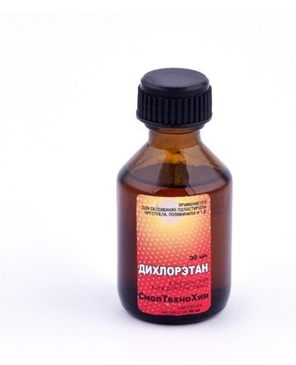 It is a colorless liquid that evaporates quickly with a sweet smell.