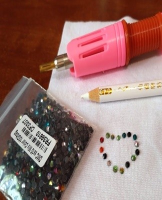 First of all, it is worth deciding what pattern you plan to get from the stones.